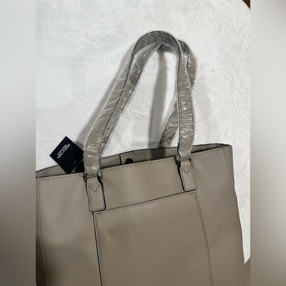 NWT Simply Vera Vera Wang Lavey Raddix Tote Bag - VEGAN LEATHER - Picture 8 of 10